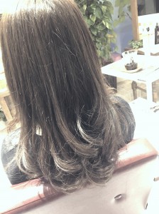 イルミナカラー｜本厚木　美容室　LUTIE（ルティエ）